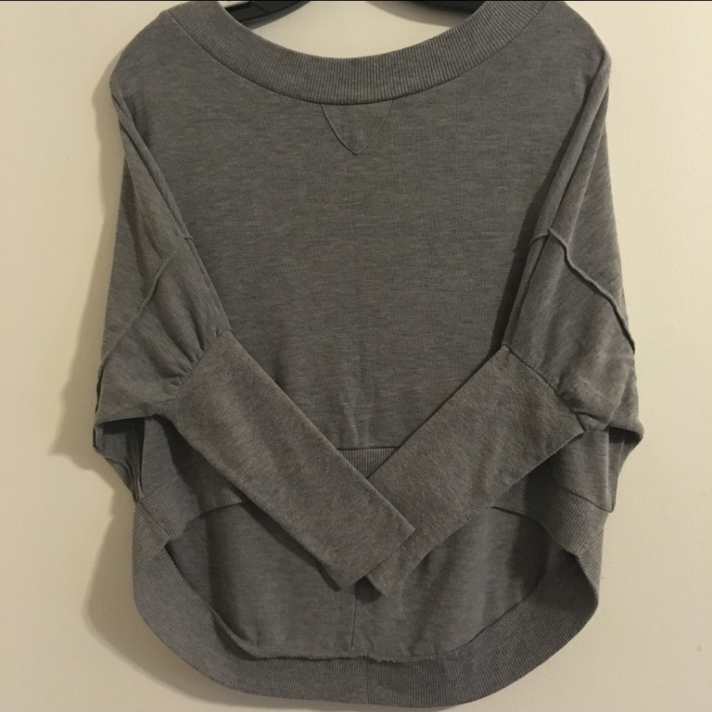 Wet Seal Gray Light Weight Sweater
